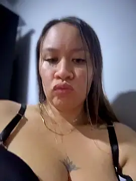 Emiily lee online show from 05-16-26, 03:05