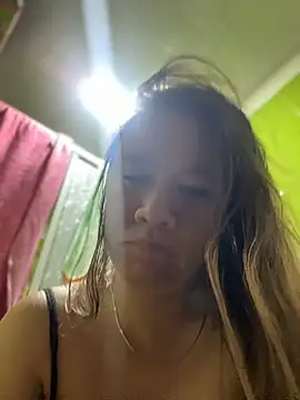 Emiily lee online show from 11-14-25, 09:13