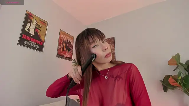 Snapshot of iriiina_veneno chatting on 09-29-25, 09:53 iriiina veneno online show from 09-29-25, 09:53