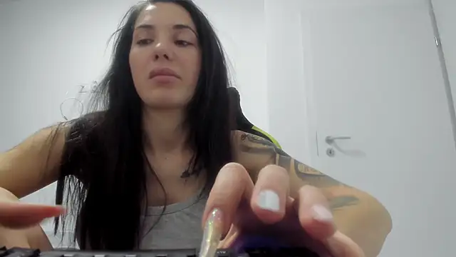 Emmapmg online show from 12-14-25, 07:30