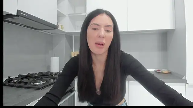 Emmapmg online show from 11-26-25, 10:37