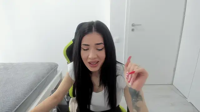 Emmapmg online show from 02-25-26, 10:26