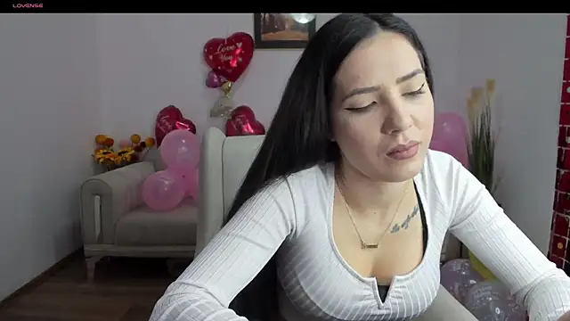 Emmapmg online show from 02-10-25, 01:01