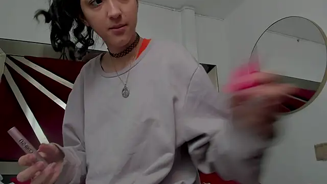 Snapshot of BonnieCute_ chatting on 05-28-26, 11:43 BonnieCute online show from 05-28-26, 11:43