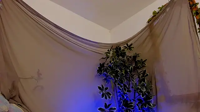 BonnieCute  online show from 10-11-25, 11:50