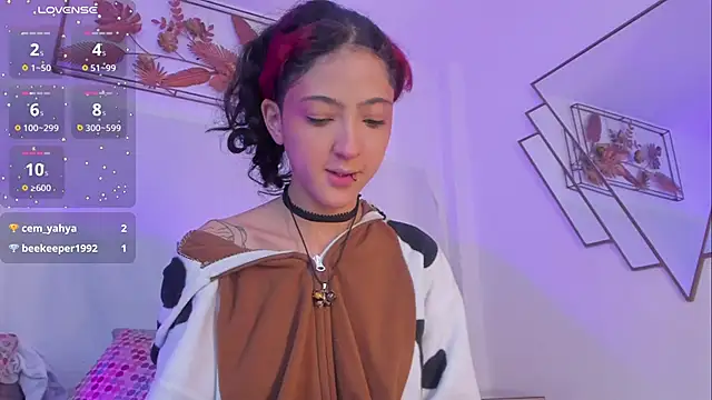 BonnieCute  online show from 10-26-25, 12:22