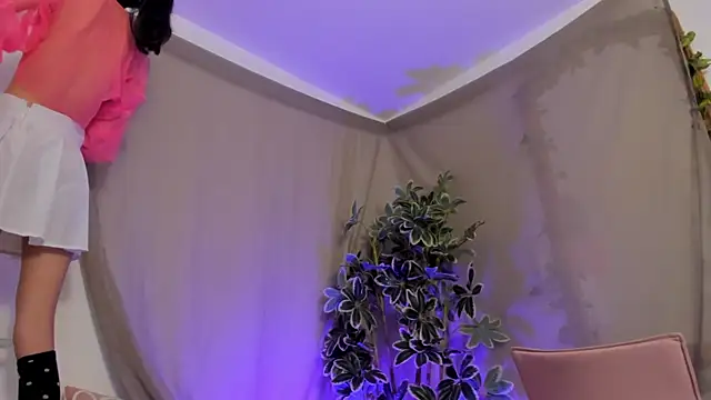 BonnieCute  online show from 10-10-25, 11:49