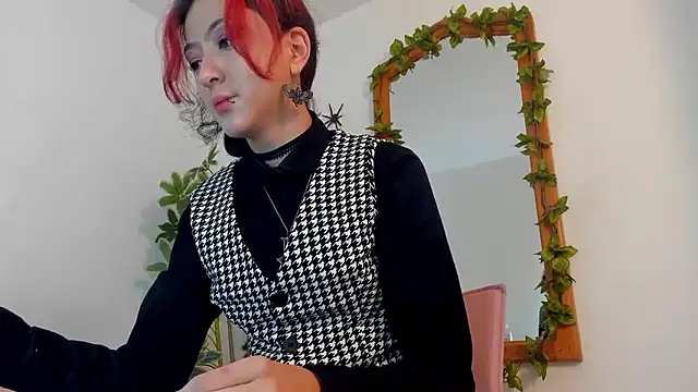 BonnieCute  online show from 11-10-25, 11:43