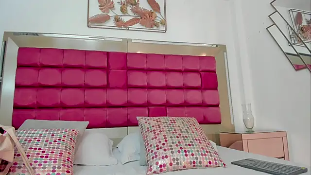 BonnieCute  online show from 03-04-26, 11:45