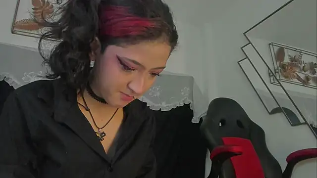 BonnieCute  online show from 11-04-25, 11:41