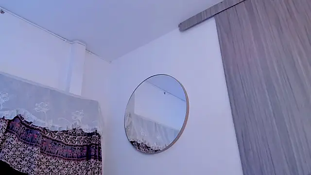 BonnieCute  online show from 04-11-26, 07:45