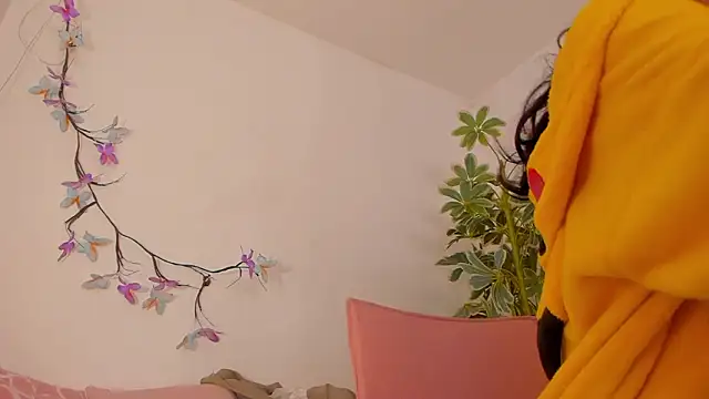 Snapshot of BonnieCute_ chatting on 02-26-26, 11:38 BonnieCute online show from 02-26-26, 11:38