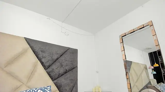 Snapshot of BonnieCute_ chatting on 02-07-26, 11:46 BonnieCute online show from 02-07-26, 11:46