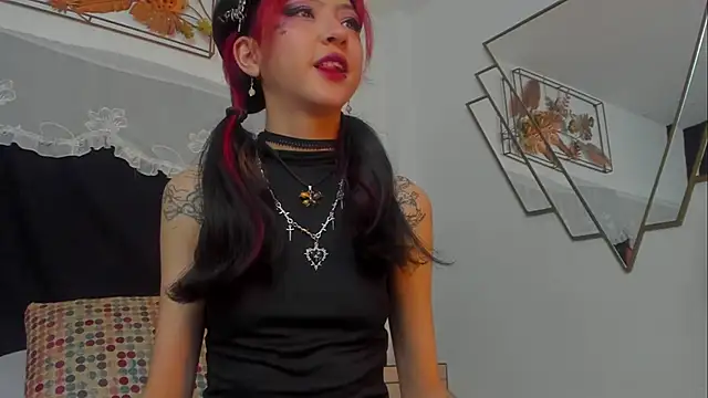 BonnieCute  online show from 11-03-25, 11:41