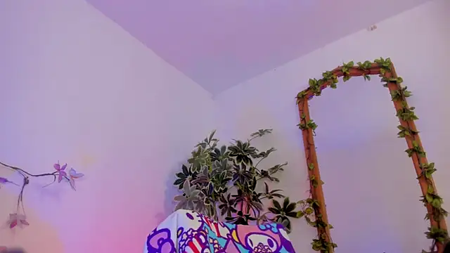 Snapshot of BonnieCute_ chatting on 02-03-26, 02:53 BonnieCute online show from 02-03-26, 02:53