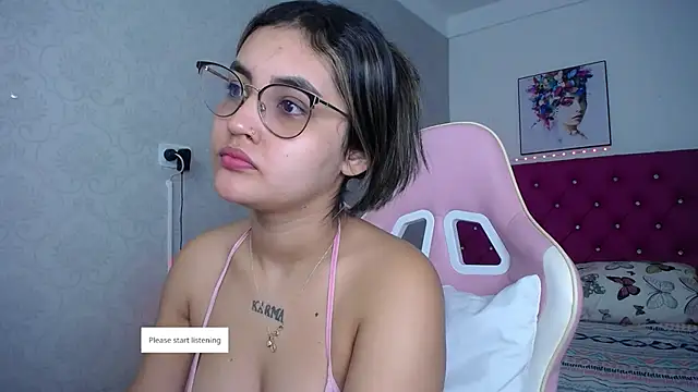 Snapshot of antonella_sweetlittle chatting on 05-15-26, 11:41 antonella sweetlittle online show from 05-15-26, 11:41