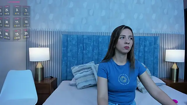 Ivi Akina online show from 12-22-25, 06:19