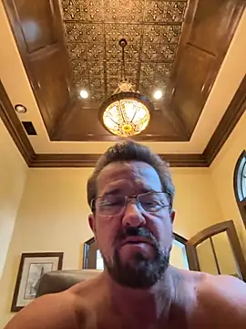 sluttydylan online show from 10-13-25, 08:32