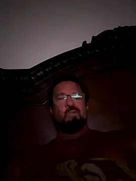 sluttydylan online show from 09-10-25, 05:50