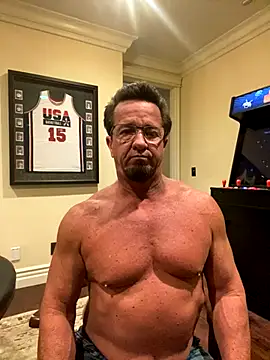 sluttydylan online show from 11-24-25, 01:16