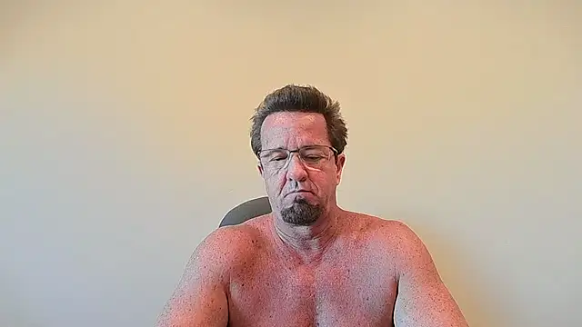 sluttydylan online show from 12-01-25, 09:48