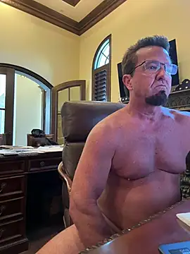 sluttydylan online show from 05-18-26, 07:18