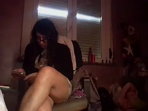 LadyVenere online show from 04-18-26, 09:00