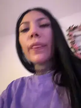 Snapshot of Cataleyasweet_19 chatting on 03-04-25, 06:50 Cataleyasweet 19 online show from 03-04-25, 06:50