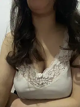 farah-36 online show from 05-15-26, 12:52