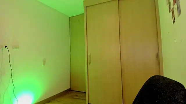 Snapshot of Mavdiaz222 chatting on 12-14-24, 12:33 Mavdiaz222 online show from 12-14-24, 12:33