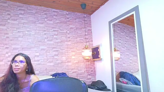 nextdoor fantasy1 online show from 05-20-26, 03:25