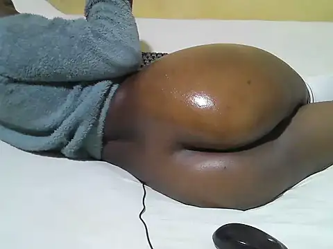 Quincy joyy online show from 06-21-26, 12:38