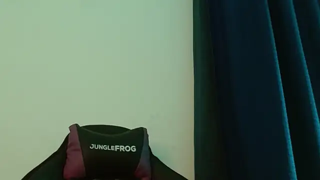 cata  gutierrez  online show from 10-24-25, 01:37