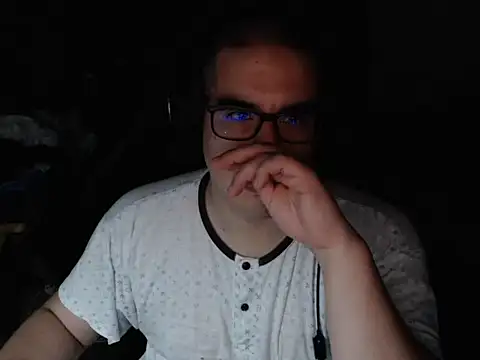 thealfawolf01 online show from 05-11-26, 05:20