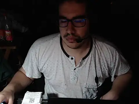thealfawolf01 online show from 05-28-26, 03:47