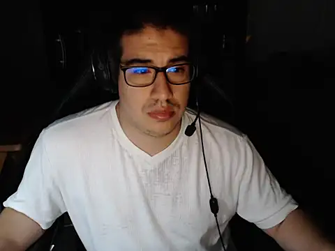 thealfawolf01 online show from 05-06-26, 06:28