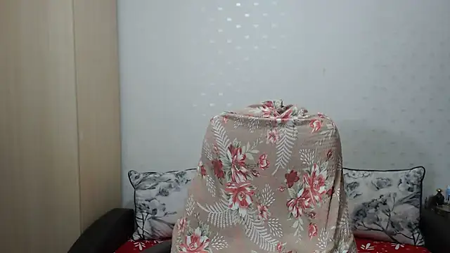 Snapshot of PrinceEagle chatting on 10-19-25, 07:38 PrinceEagle online show from 10-19-25, 07:38