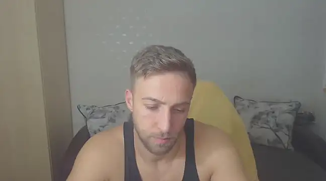 Snapshot of PrinceEagle chatting on 12-15-24, 08:15 PrinceEagle online show from 12-15-24, 08:15