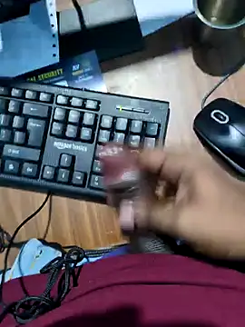 Snapshot of rajesh31tamil chatting on 01-04-25, 07:34 rajesh31tamil online show from 01-04-25, 07:34