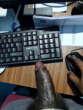 Snapshot of rajesh31tamil chatting on 02-12-25, 01:48 rajesh31tamil online show from 02-12-25, 01:48