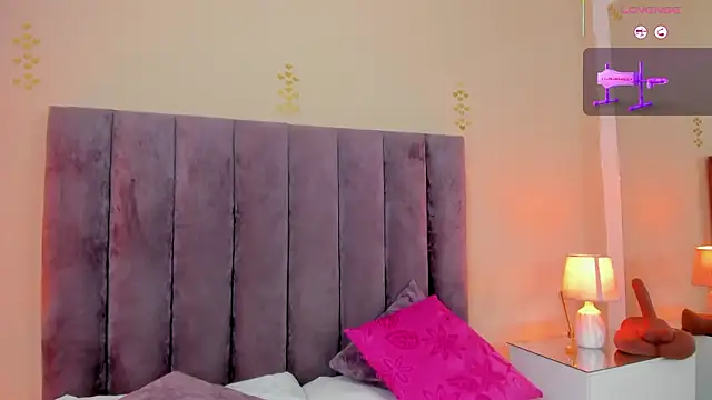 Megan Thompsonn online show from 03-13-26, 01:05