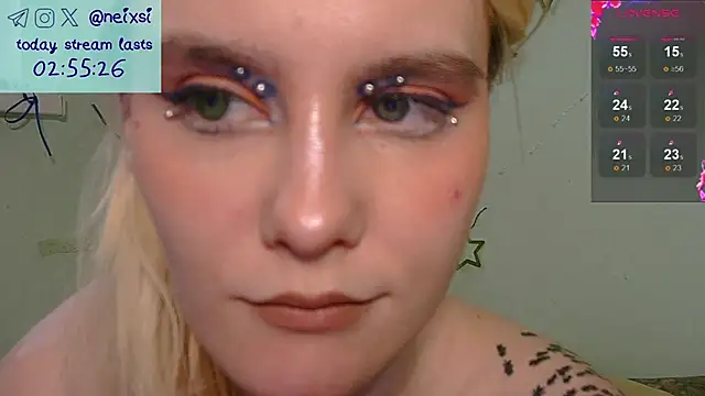 Snapshot of ixsi chatting on 05-12-26, 09:15 ixsi online show from 05-12-26, 09:15