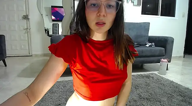 julianamorant online show from 03-17-25, 11:24