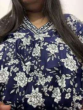 smile pretty online show from 09-13-25, 07:25