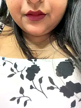 smile pretty online show from 10-04-25, 08:54