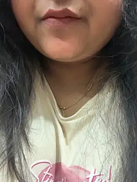 smile pretty online show from 02-24-26, 05:25