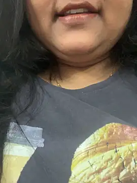 smile pretty online show from 03-16-26, 04:32