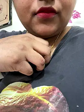 smile pretty online show from 12-03-25, 07:24