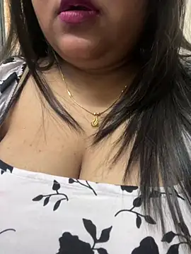 smile pretty online show from 02-27-25, 08:56