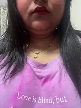 smile pretty online show from 03-13-25, 06:23